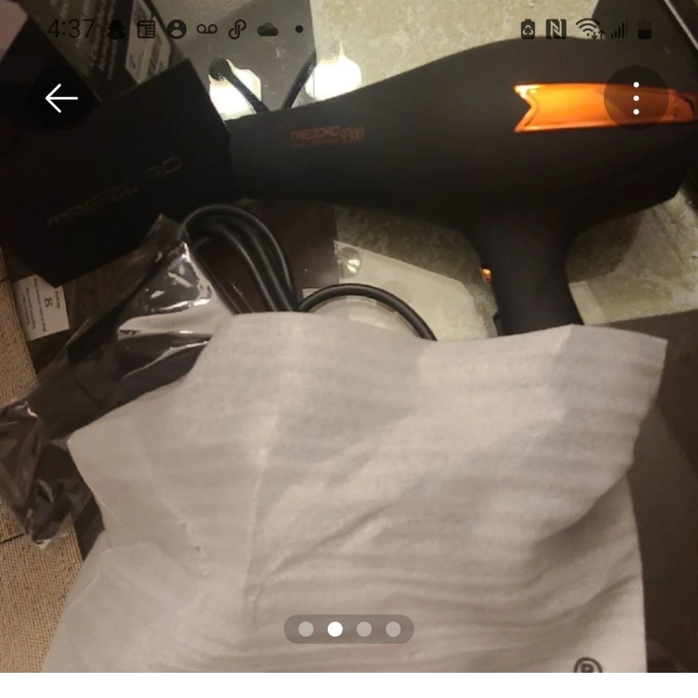 NEW Trezoro Blow dryer w attachments